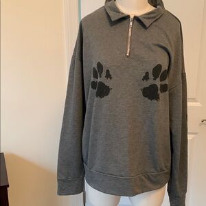 Size XL Gray Lightweight Shirt with Black Paw Prints